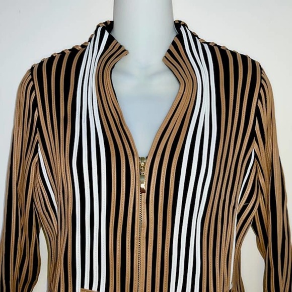 CHICO'S TRAVELERS SIZE 0 MS SIZE 4-6 FAUX LEATHER RIBBON JACKET BLAZER - Picture 5 of 14